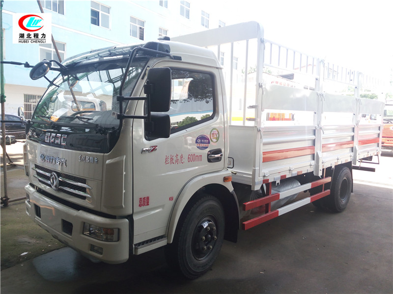 東風(fēng)多利卡5.1米氣瓶運輸車【二類】