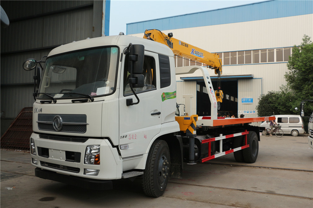 【一拖二  帶吊】東風(fēng)天錦清障車