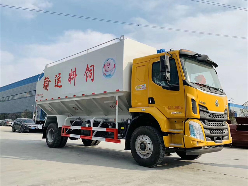 柳汽乘龍【28立方】散裝飼料運輸車